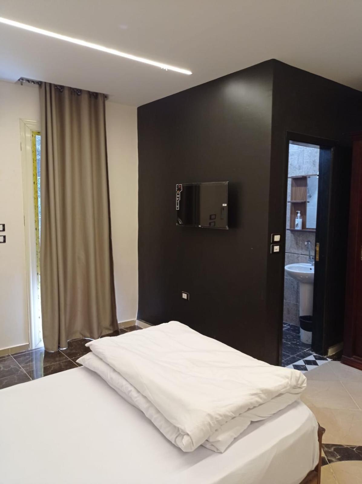 Royal Pyramids Inn Kafrat al Jabal Luaran gambar