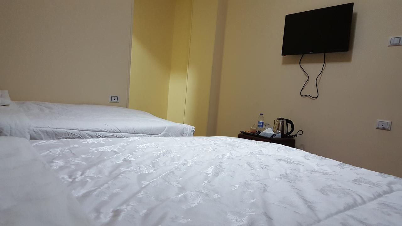 Royal Pyramids Inn Kafrat al Jabal Luaran gambar